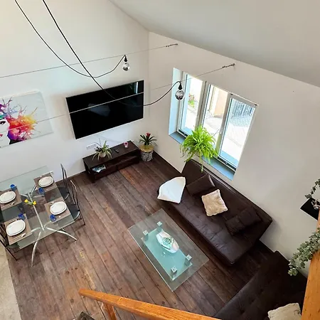 Apartament Freiraum - Loft Im Gruenen Operated By Hostguides Groissbach